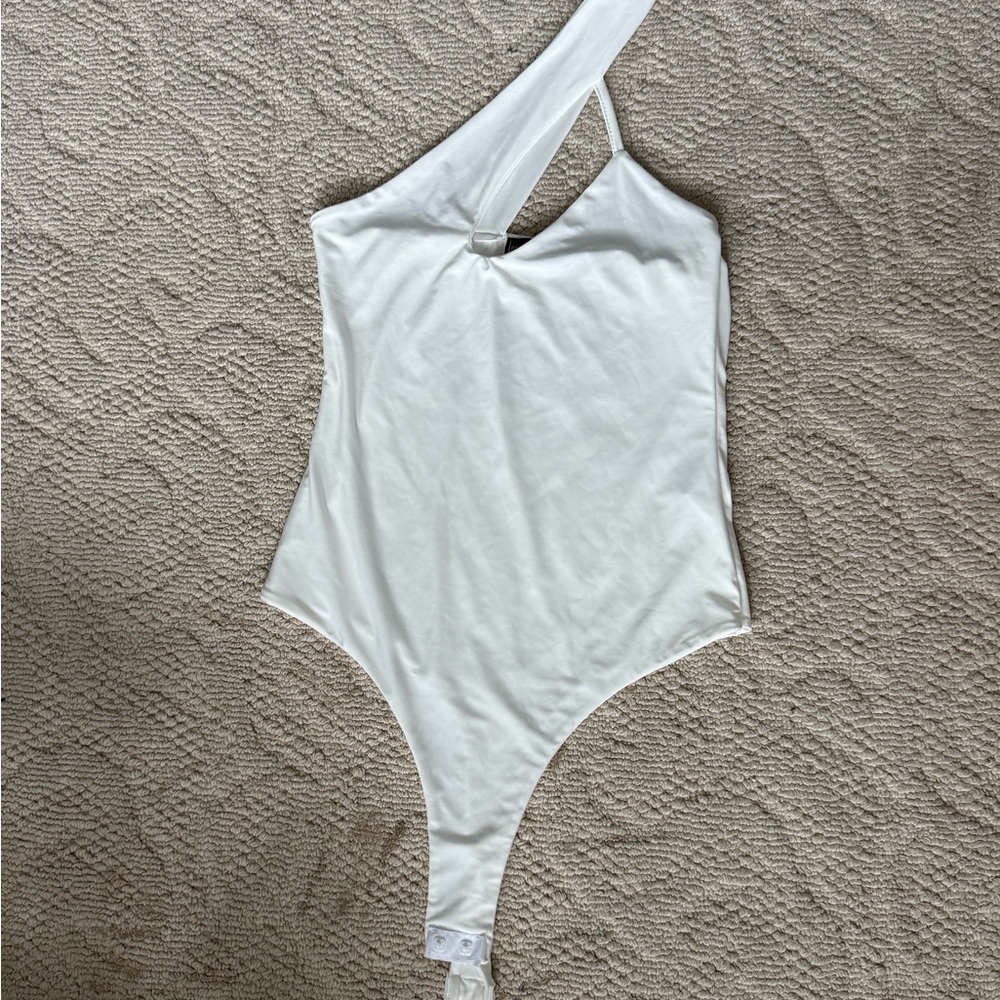 Pretty Little Thing One-Shoulder White Bodysuit